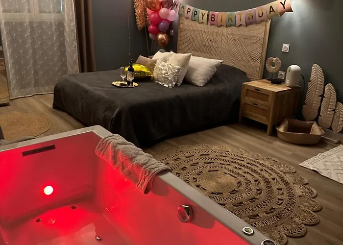 Mas Hinaiti - Suite romantique avec Spa et écran géant de cinéma